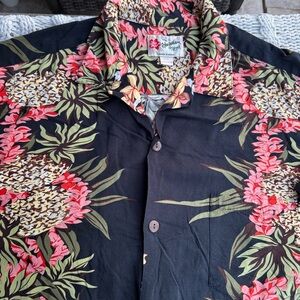 VTG Hilo Hattie Black Floral Pineapple Shirt Coconut Buttons Front Pocket 2XL